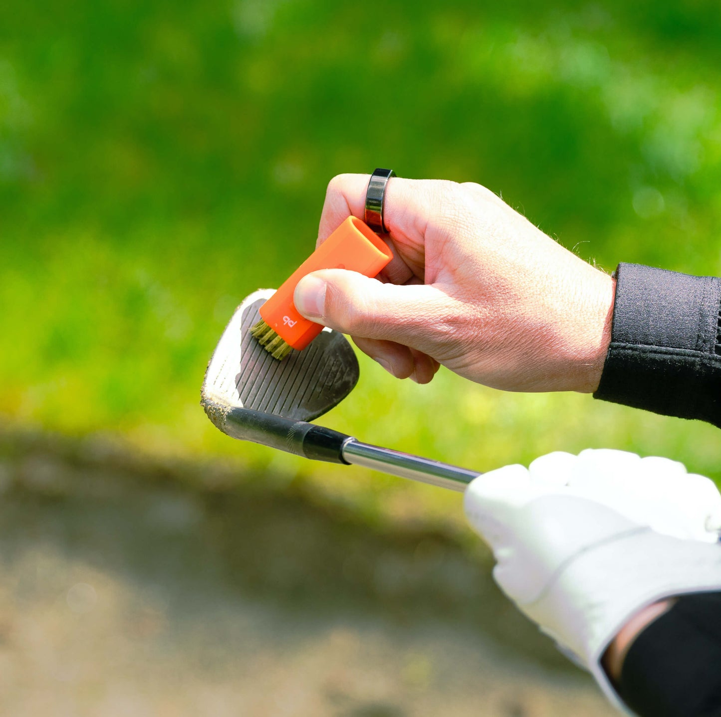 Orange Pocket Brush Golf Club Cleaner | Golf Club Cleaning Brush