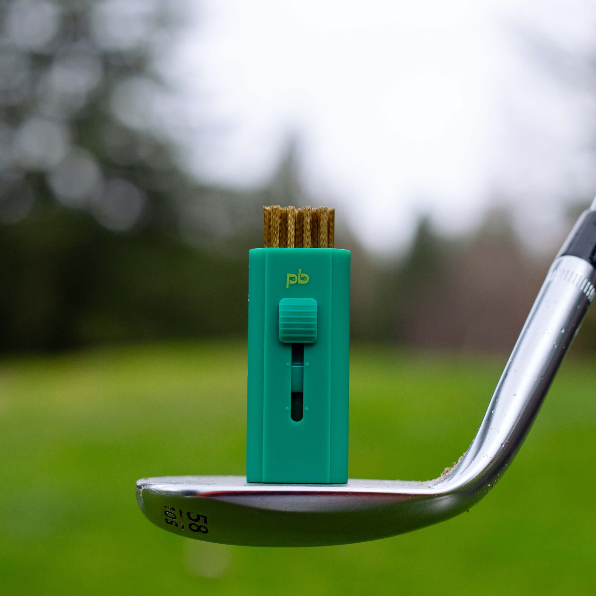 Pocket Brush Golf Club Cleaner Cleaning Brush Masters Green